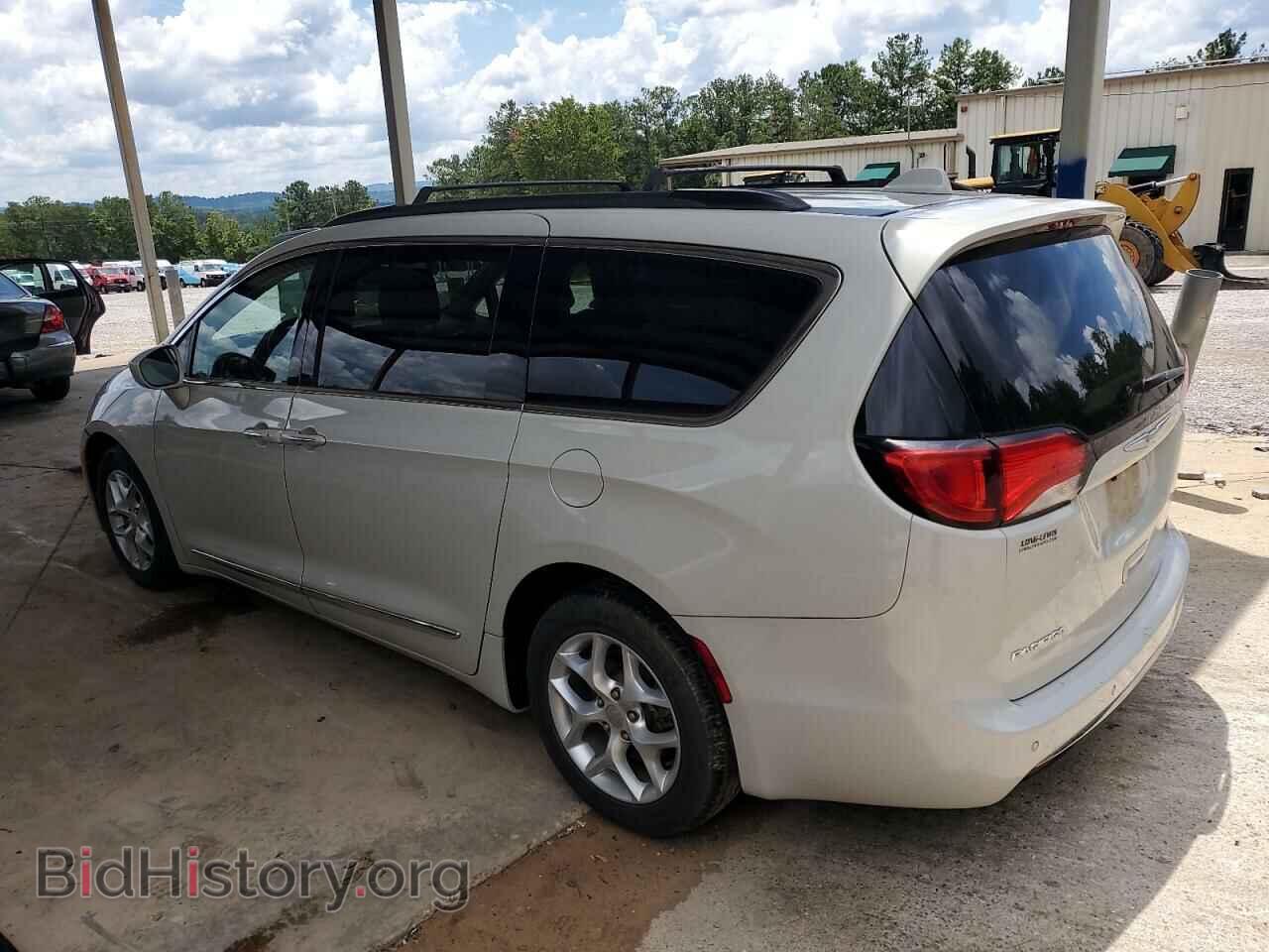 2017 CHRYSLER PACIFICA - VIN: 2C4RC1BG8HR661307 - Фото 2