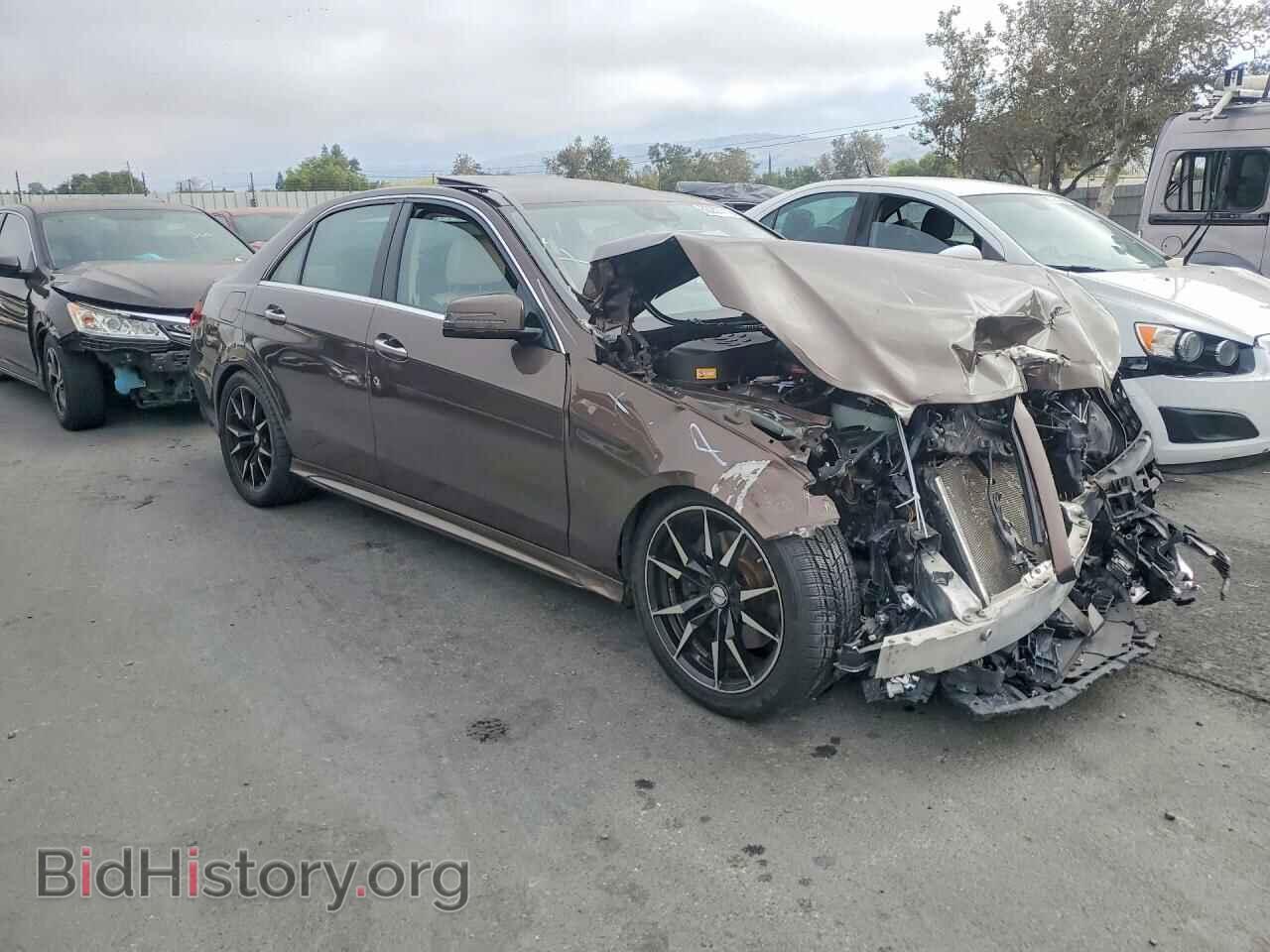 2014 MERCEDES-BENZ E-CLASS - VIN: WDDHF5KB0EA974078 - Photo 4