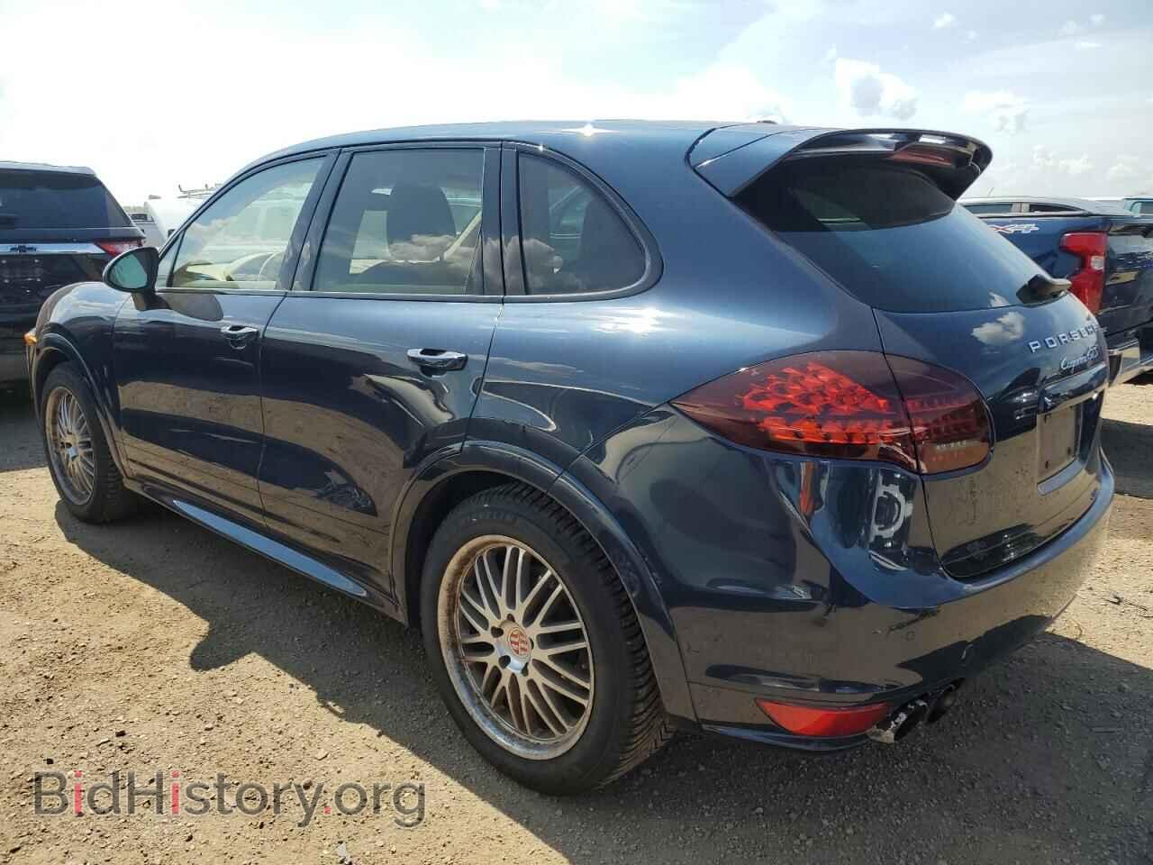 2013 PORSCHE CAYENNE - VIN: WP1AD2A23DLA79929 - Photo 2