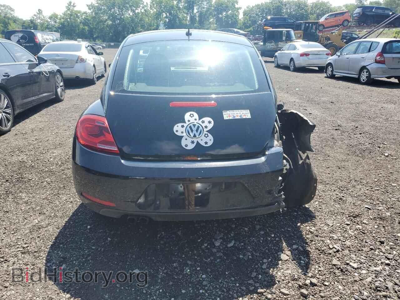 2013 VOLKSWAGEN BEETLE - VIN: 3VWJP7AT2DM671932 - Фото 6