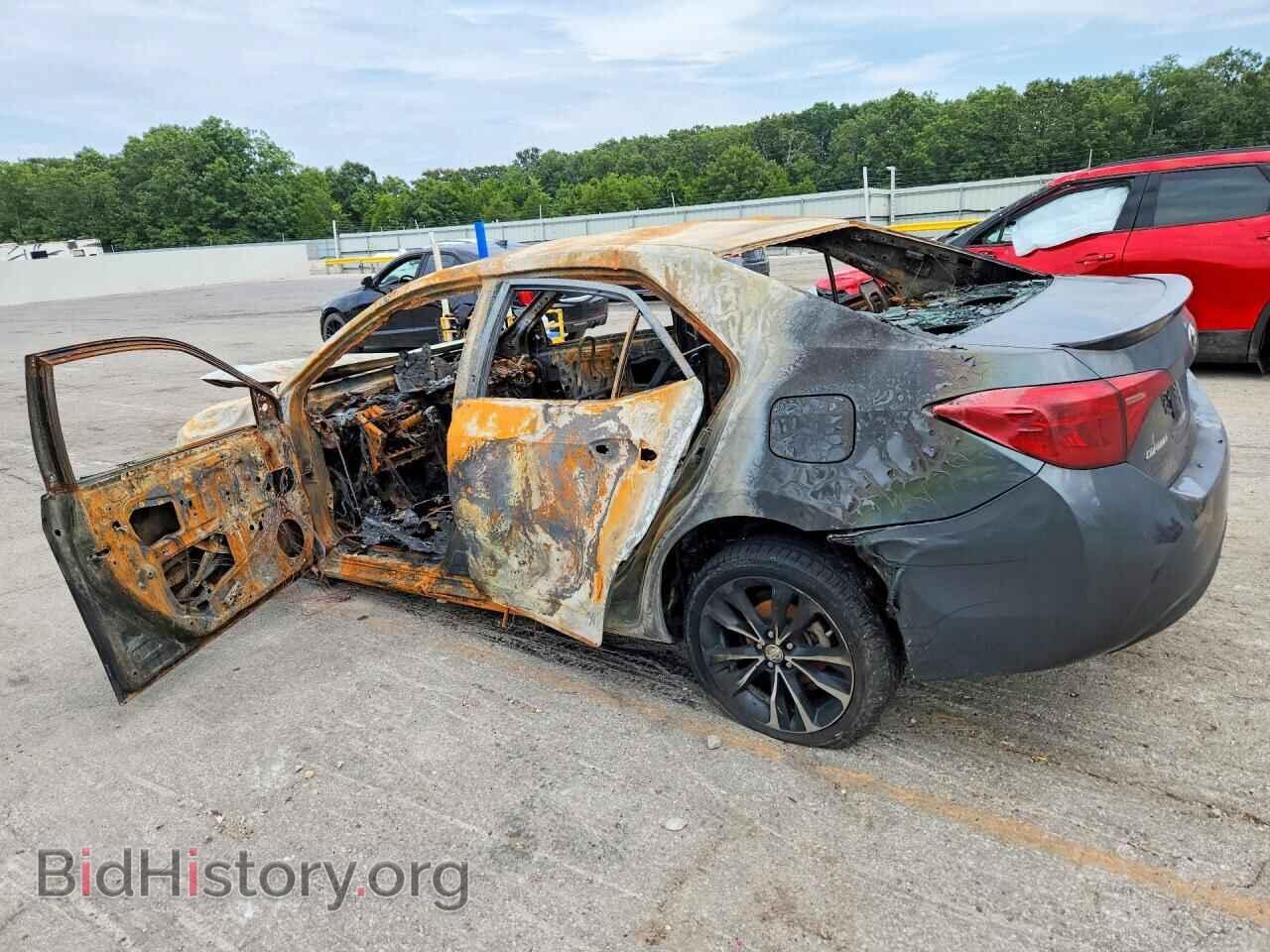 2017 TOYOTA COROLLA - VIN: 2T1BURHE5HC843159 - Фото 2