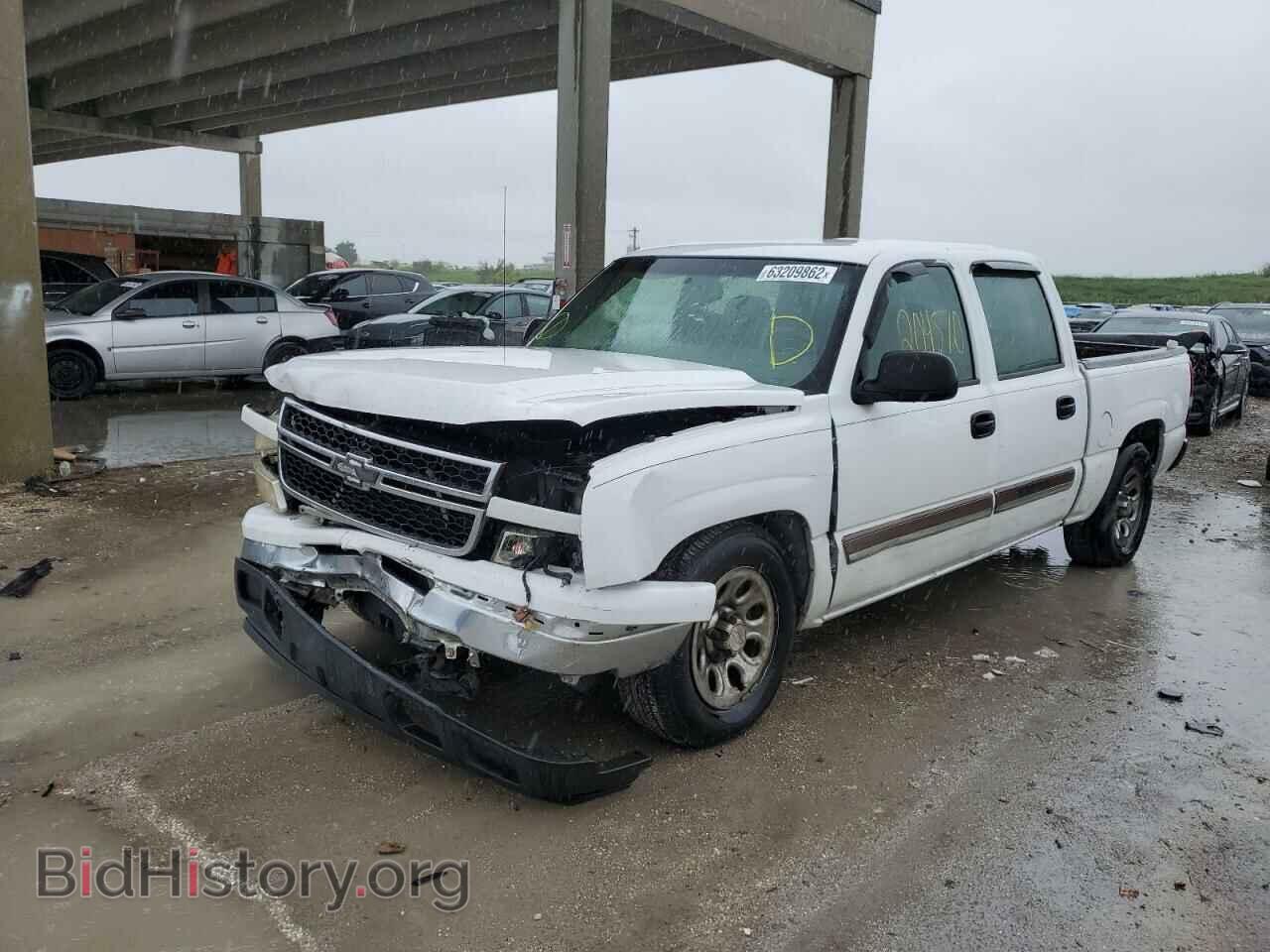 2006 CHEVROLET SILVERADO - VIN: 2GCEC13V961258864 - Фото 2