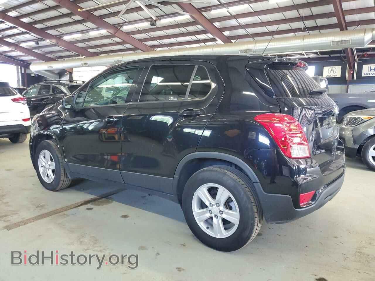 2019 CHEVROLET TRAX - VIN: 3GNCJNSB5KL222004 - Фото 2