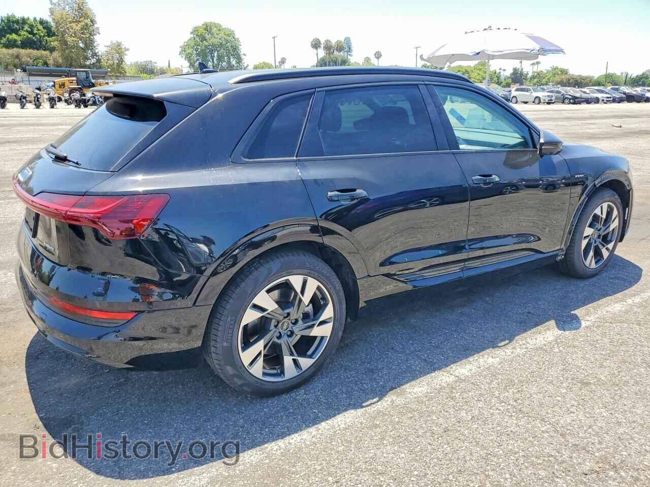 2021 AUDI E-TRON - VIN: WA1AAAGE1MB022022 - Photo 3