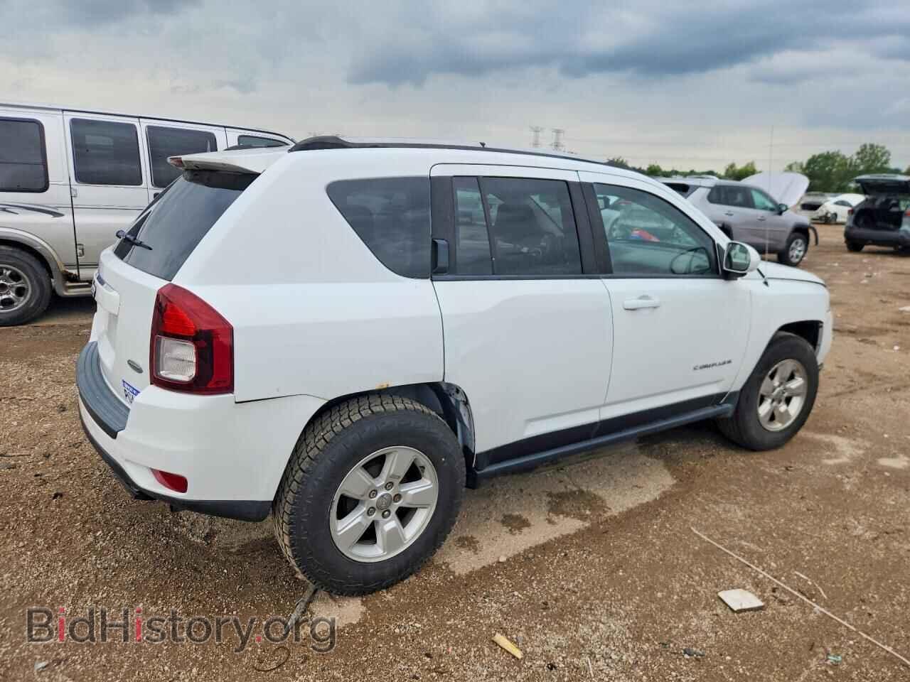 2016 JEEP COMPASS - VIN: 1C4NJCEA1GD744585 - Photo 3