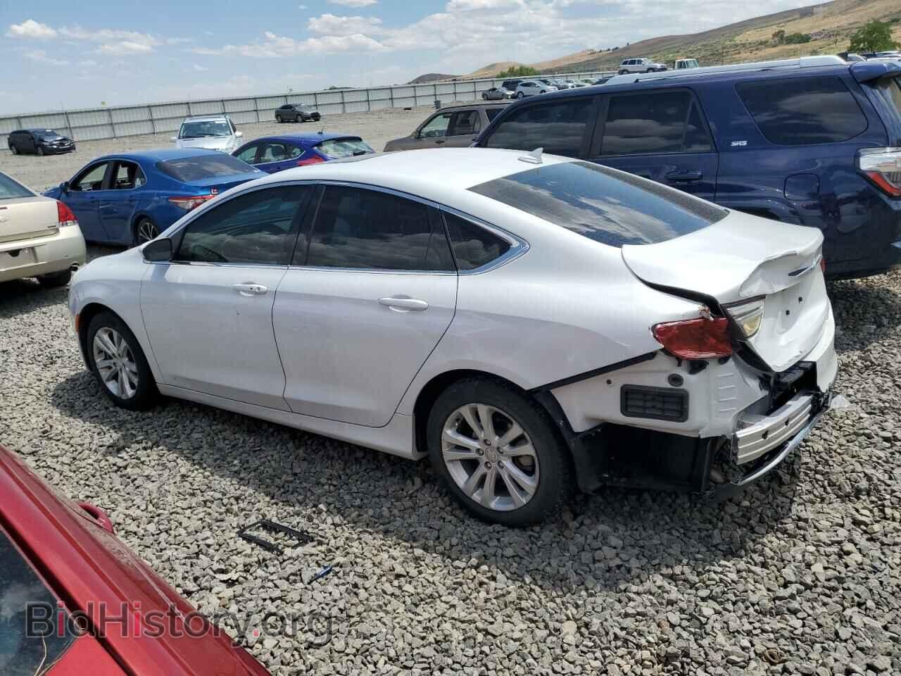 2015 CHRYSLER 200 - VIN: 1C3CCCAB4FN592590 - Фото 2