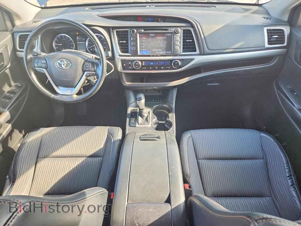 2017 TOYOTA HIGHLANDER - VIN: 5TDBZRFH0HS414372 - Photo 8
