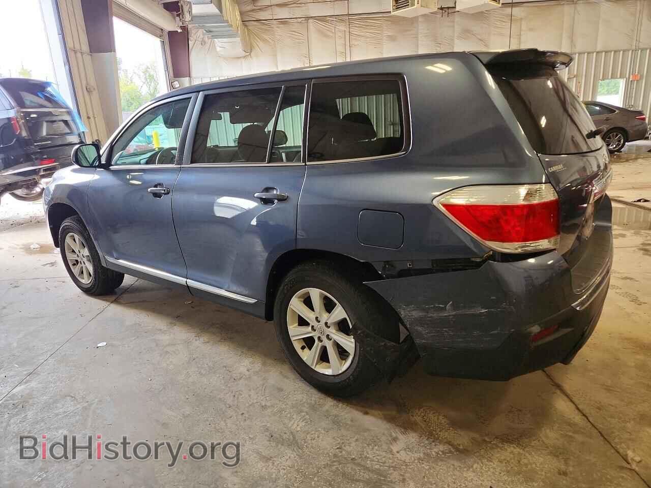 2013 TOYOTA HIGHLANDER - VIN: 5TDZA3EH6DS044124 - Photo 2