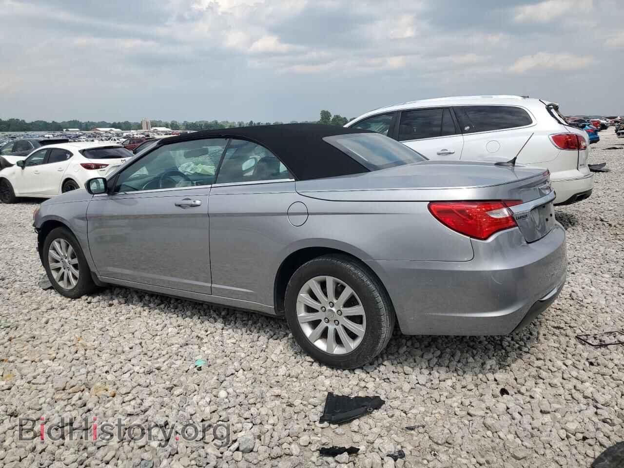 2013 CHRYSLER 200 - VIN: 1C3BCBEB3DN654655 - Фото 2