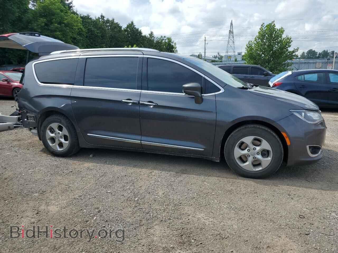 2017 CHRYSLER PACIFICA - VIN: 2C4RC1EGXHR798213 - Photo 4
