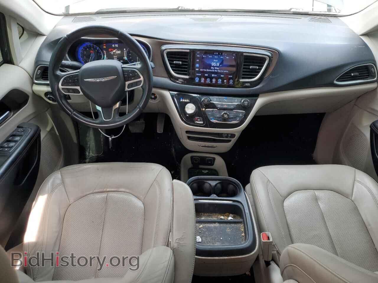 2017 CHRYSLER PACIFICA - VIN: 2C4RC1EGXHR798213 - Photo 8