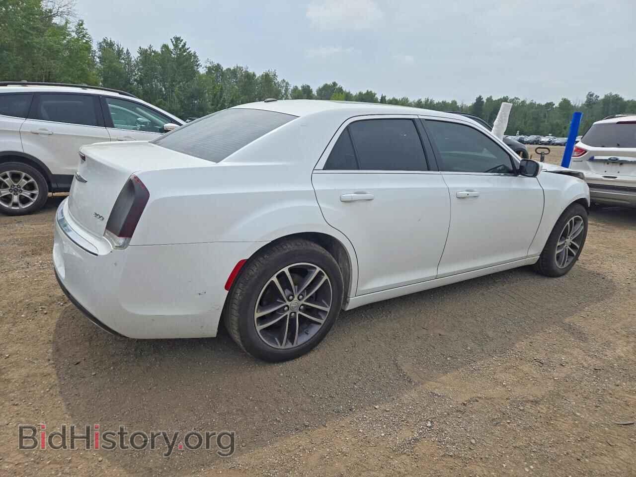 2016 CHRYSLER 300 - VIN: 2C3CCARG7GH224757 - Photo 3