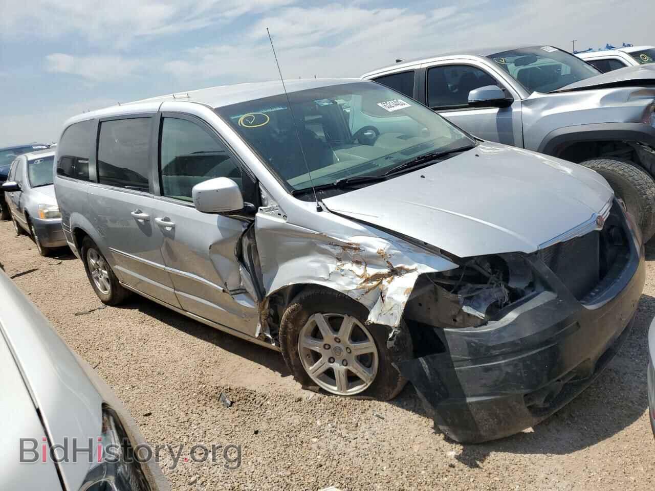 2010 CHRYSLER MINIVAN - VIN: 2A4RR5D15AR270923 - Фото 2