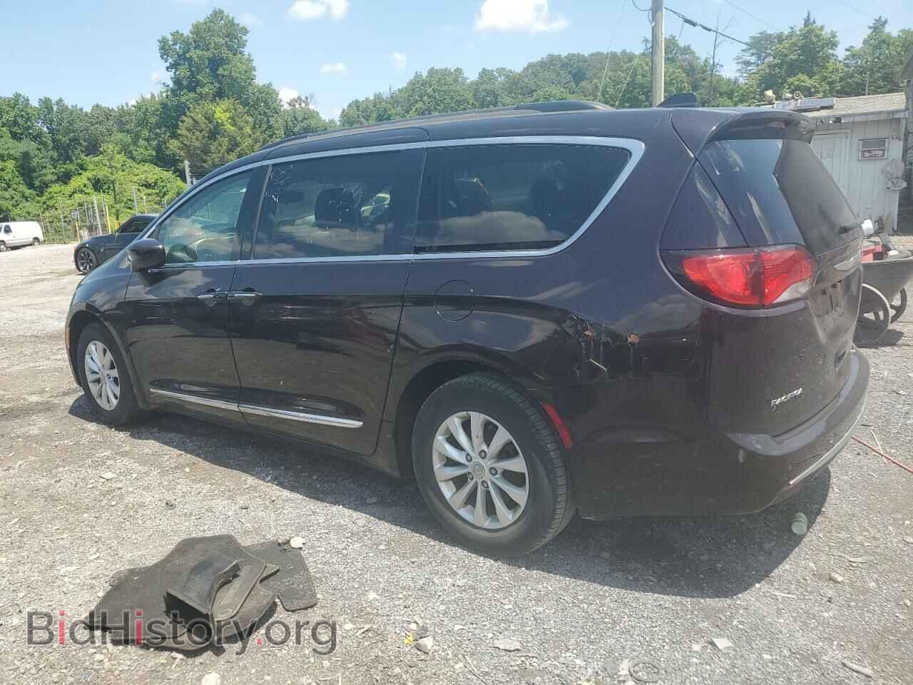 2017 CHRYSLER PACIFICA - VIN: 2C4RC1BG9HR527132 - Фото 2