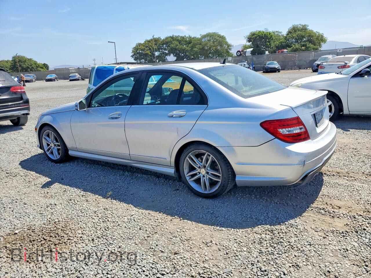 2013 MERCEDES-BENZ C-CLASS - VIN: WDDGF4HB4DG101037 - Фото 2