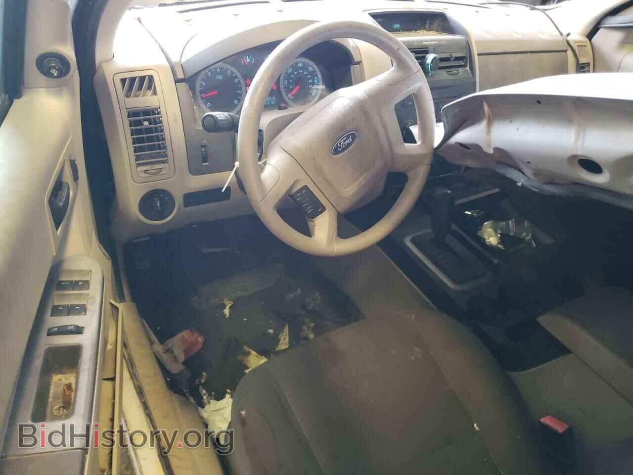 2011 FORD ESCAPE - VIN: 1FMCU0C74BKA20183 - Фото 8
