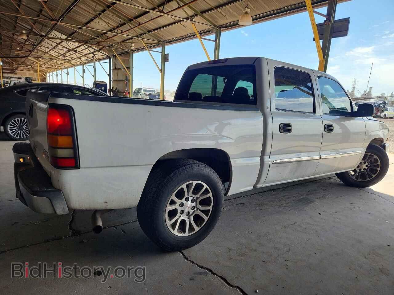 2006 GMC SIERRA - VIN: 2GTEC13Z061275085 - Фото 3