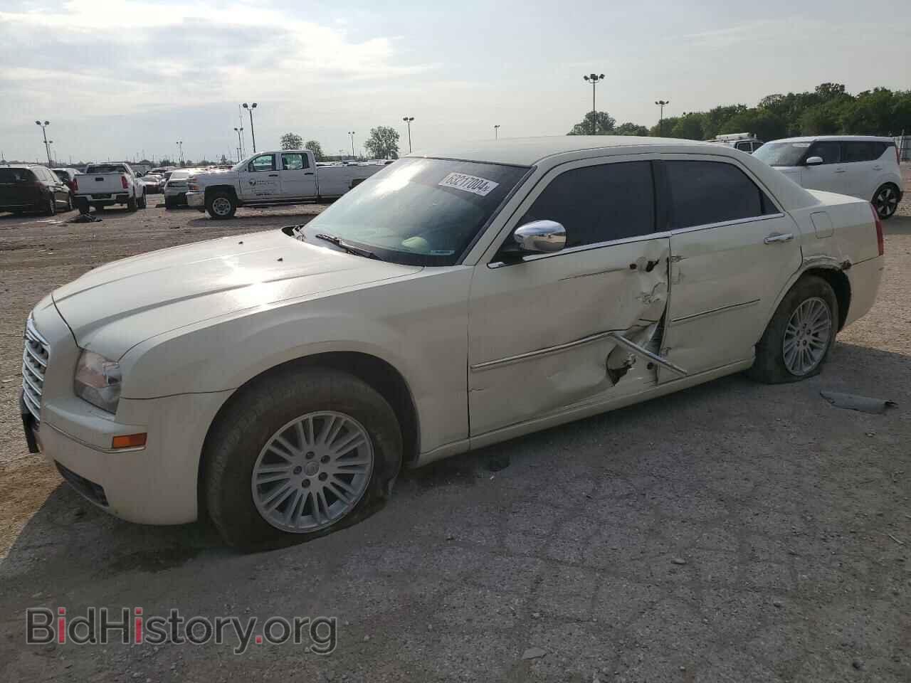 Photo 2C3CA5CV1AH324848 - CHRYSLER 300 2010