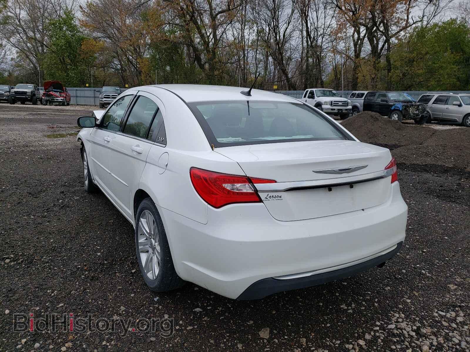 2013 CHRYSLER 200 - VIN: 1C3CCBBB1DN714697 - Фото 3