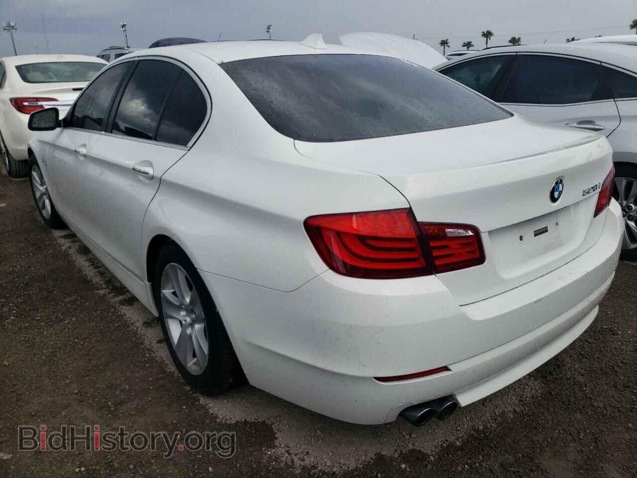 2011 BMW 5 SERIES - VIN: WBAFR1C57BC737773 - Фото 3