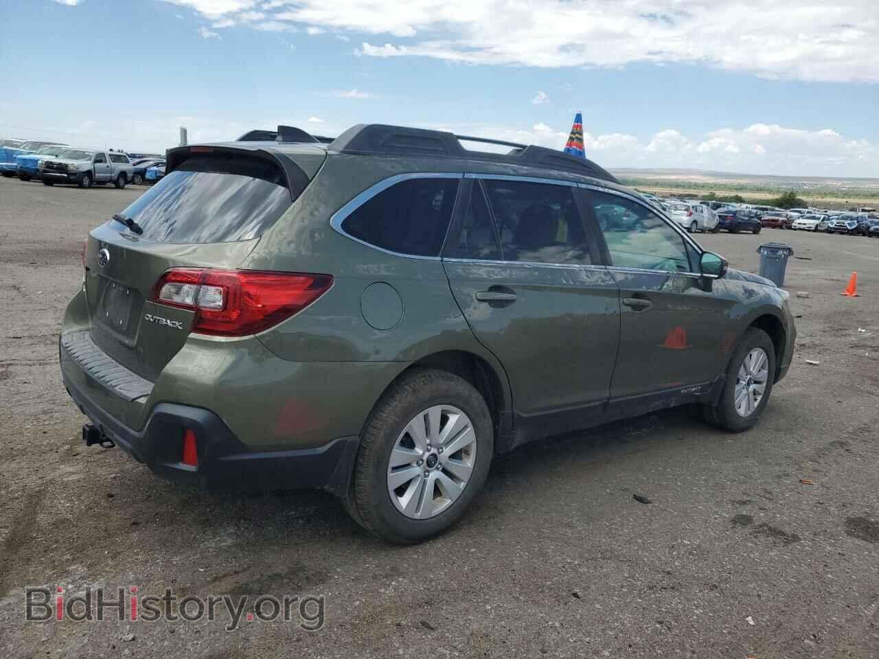 2018 SUBARU OUTBACK - VIN: 4S4BSAFC5J3259721 - Фото 3
