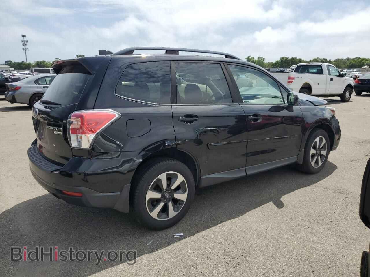 2017 SUBARU FORESTER - VIN: JF2SJAECXHH477788 - Фото 3