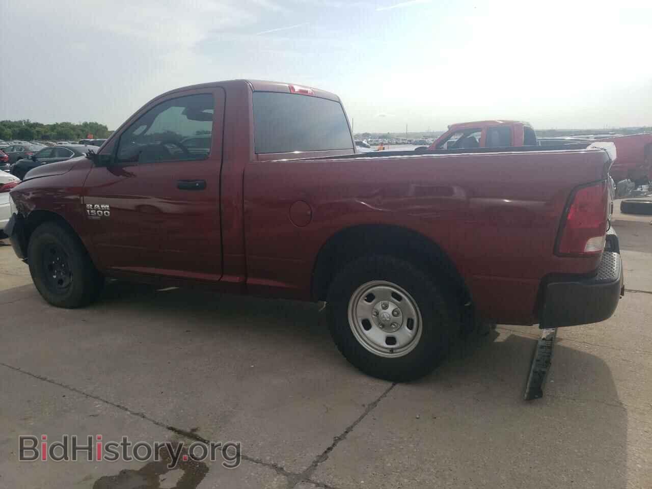 2019 RAM 1500 - VIN: 3C6JR6AG5KG511671 - Фото 2