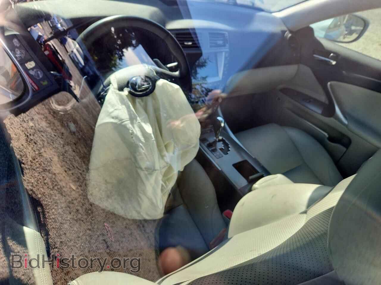 2007 LEXUS IS - VIN: JTHCK262X72018207 - Photo 8