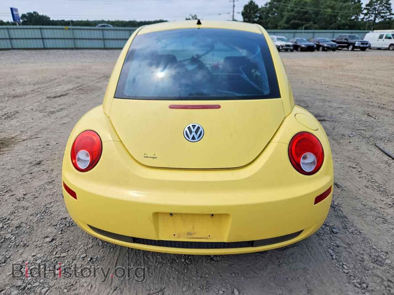 2010 VOLKSWAGEN BEETLE - VIN: 3VWPG3AG1AM010135 - Photo 6