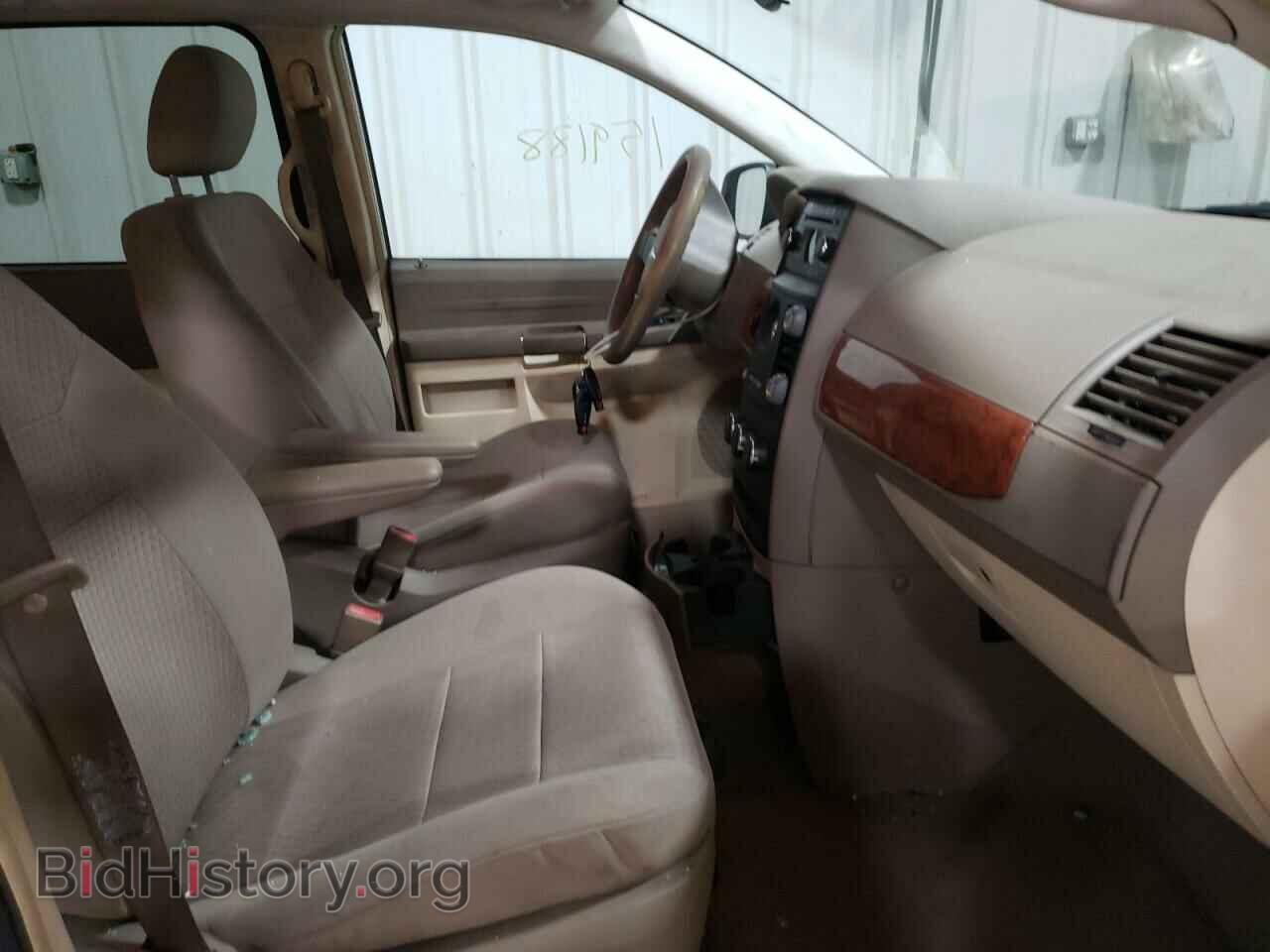 2008 CHRYSLER MINIVAN - VIN: 2A8HR44H08R149888 - Фото 5