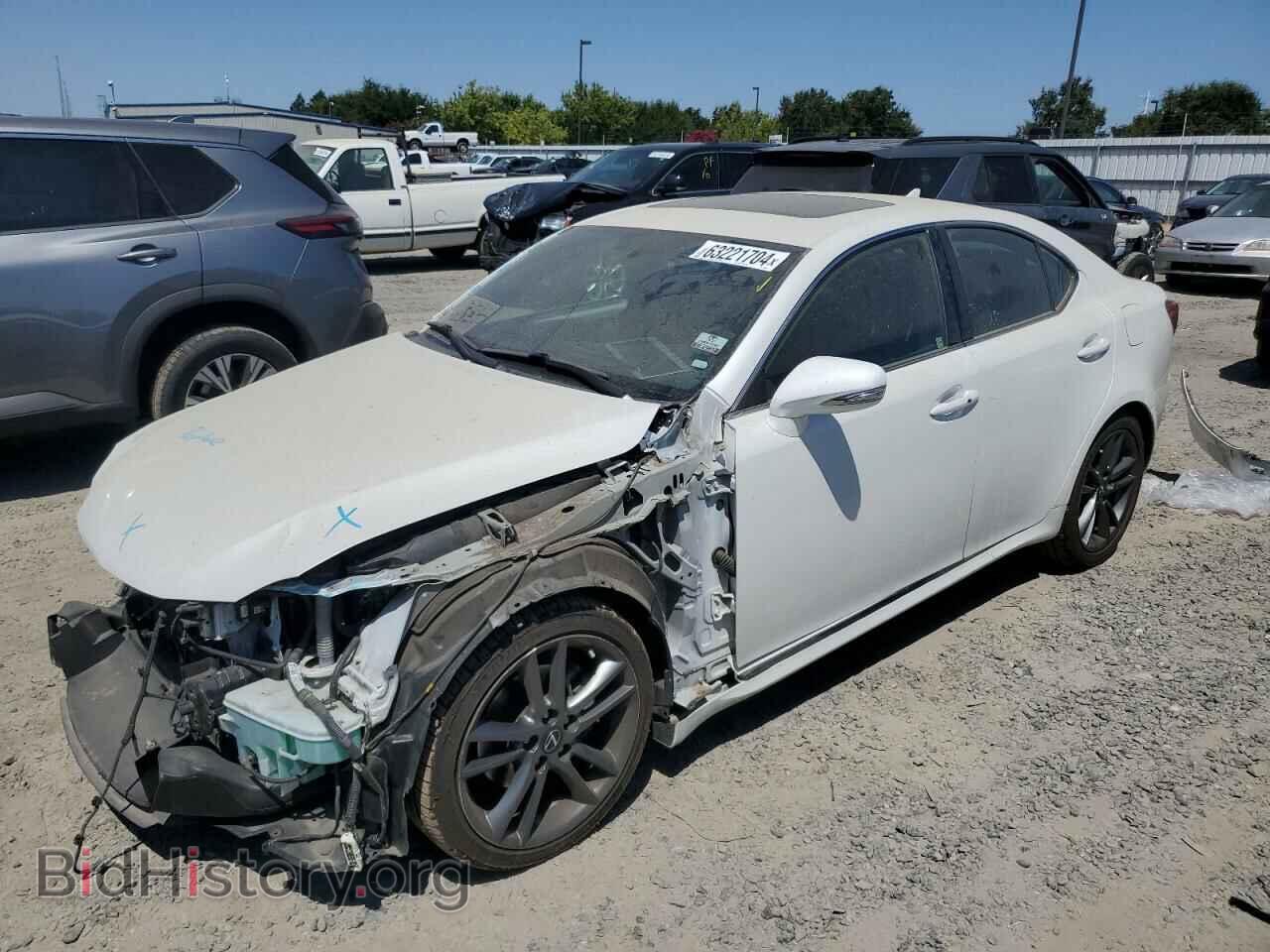Photo JTHBF5C20C5180118 - LEXUS IS 2012