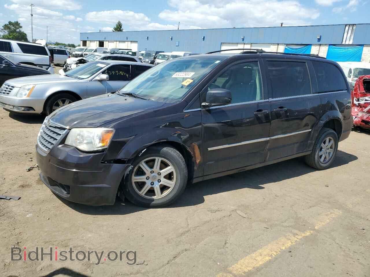 Photo 2A4RR5D16AR376524 - CHRYSLER MINIVAN 2010