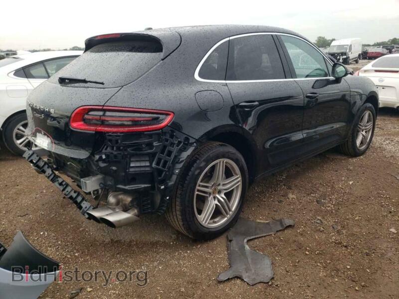 2017 Porsche MACAN (VIN WP1AB2A52HLB11176) — photo 3 of 13