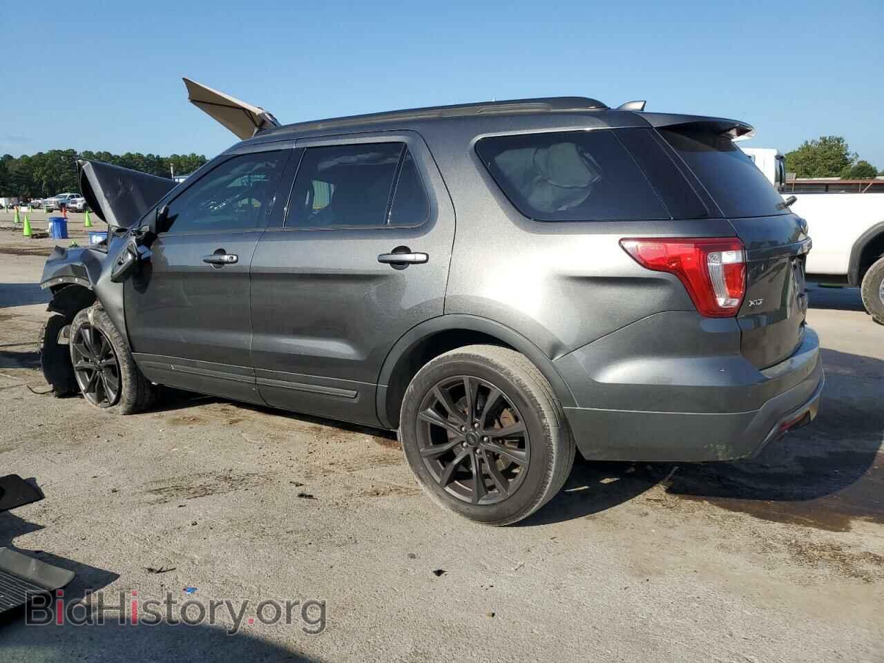 2017 FORD EXPLORER - VIN: 1FM5K7D82HGA26123 - Photo 2