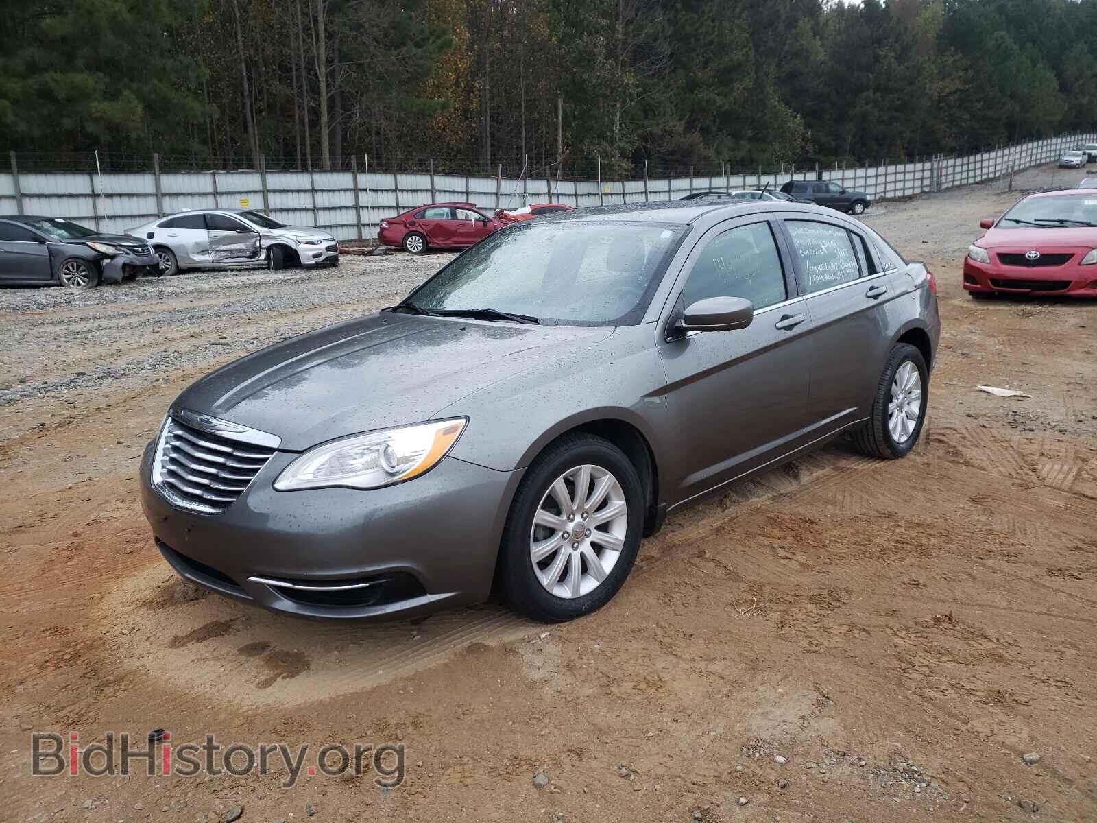 2013 CHRYSLER 200 - VIN: 1C3CCBBB6DN550363 - Фото 2