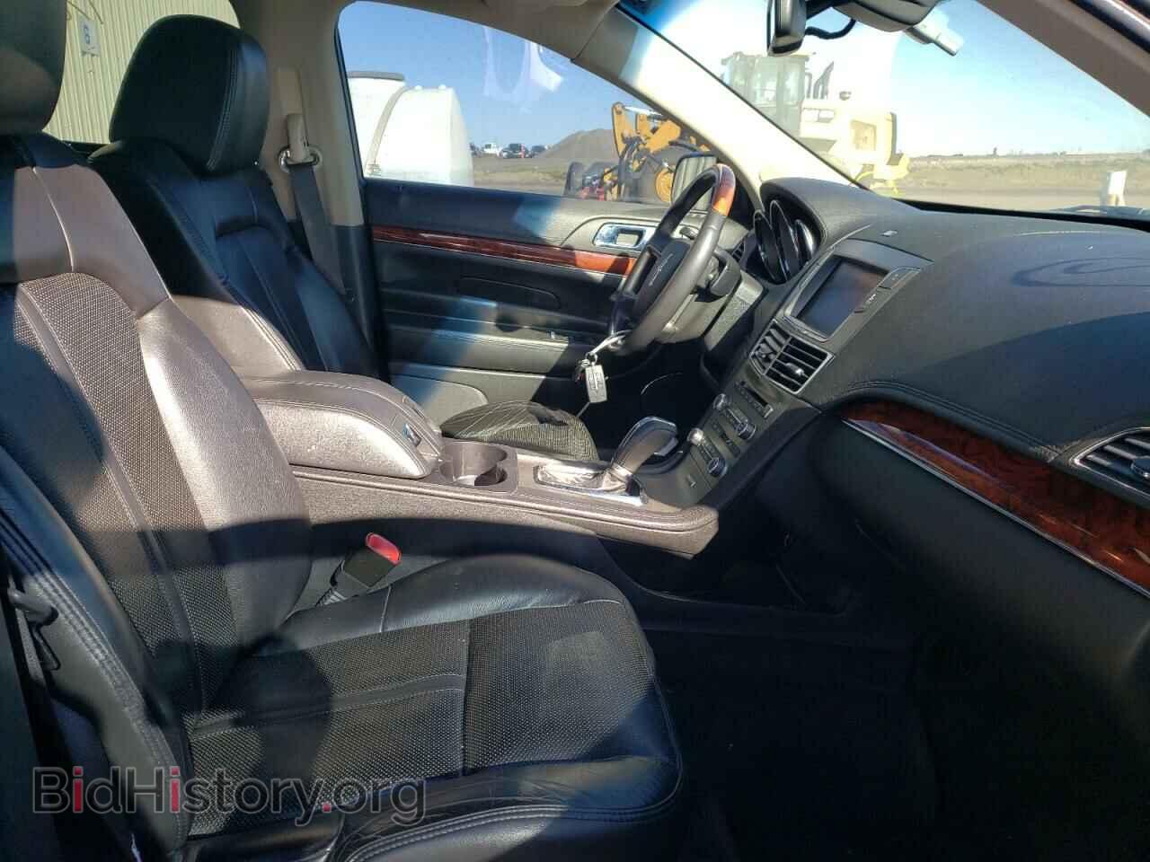 2010 LINCOLN MKT - VIN: 2LMHJ5AR7ABJ04401 - Фото 5