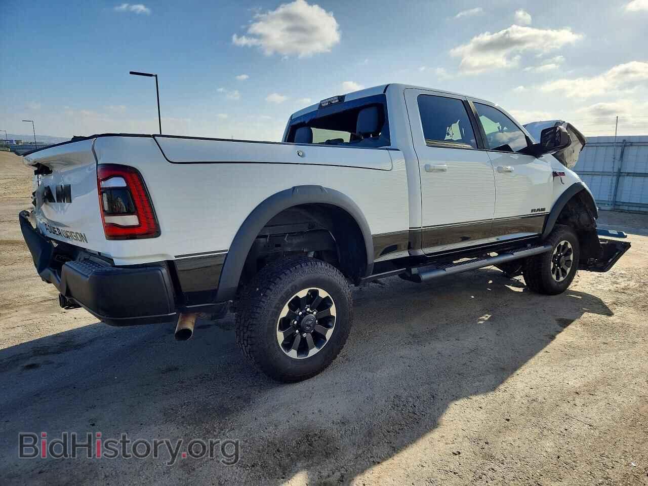 2019 RAM 2500 - VIN: 3C6TR5EJ4KG710171 - Photo 3