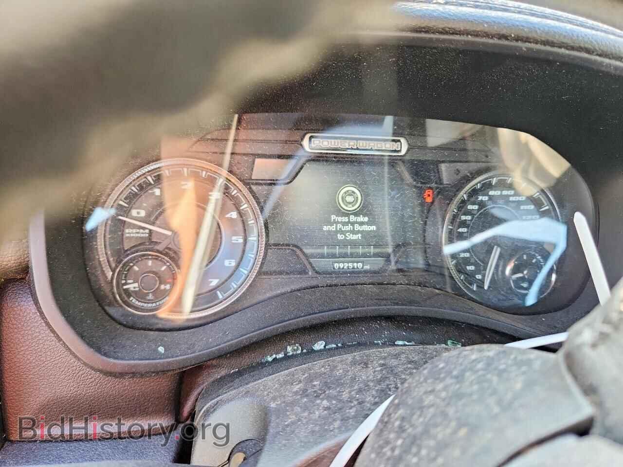 2019 RAM 2500 - VIN: 3C6TR5EJ4KG710171 - Photo 9