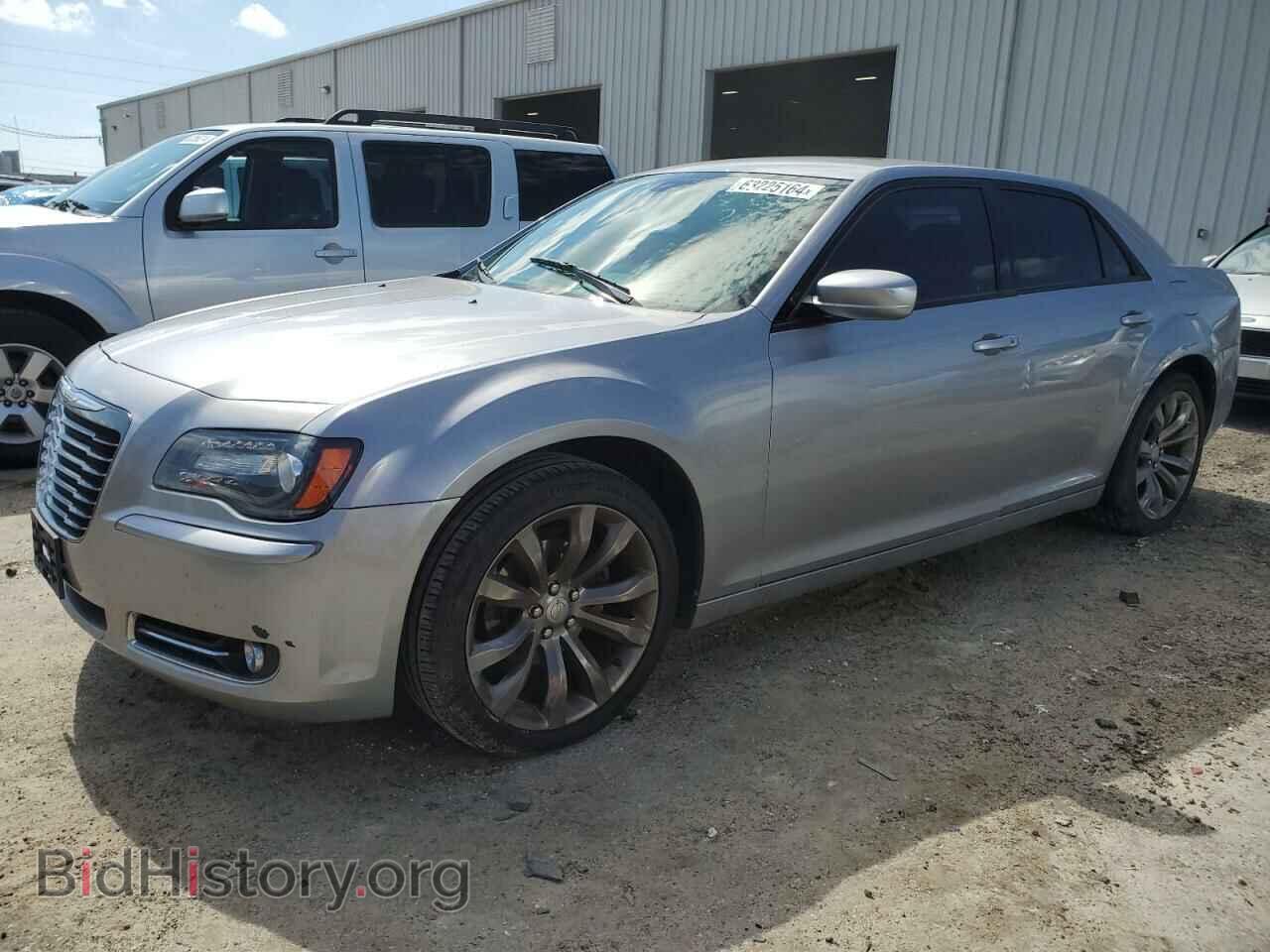 Фотография 2C3CCABG0EH341717 - CHRYSLER 300 2014
