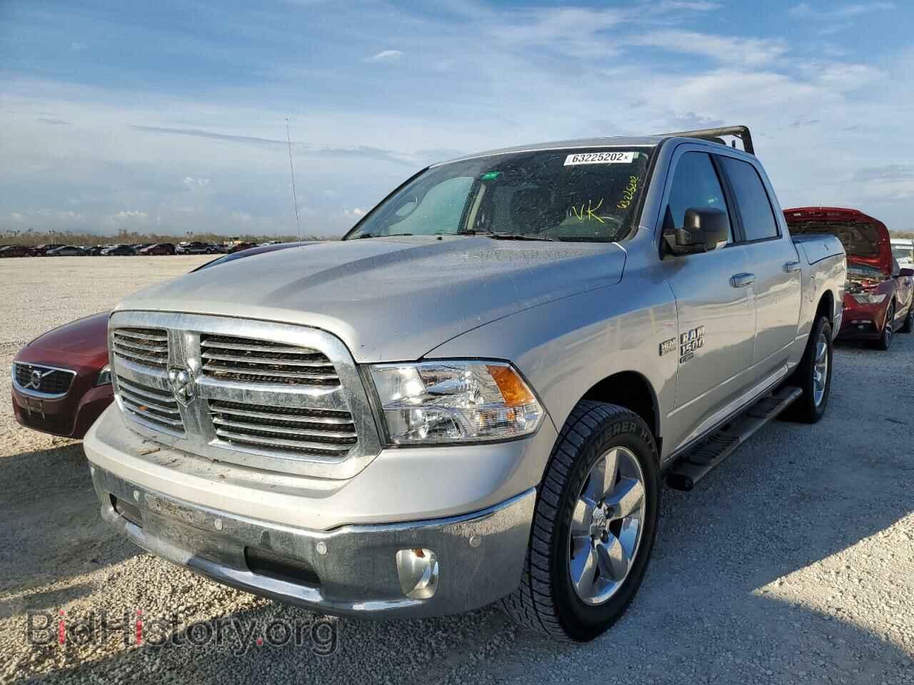 2019 RAM 1500 - VIN: 1C6RR7LT9KS524399 - Фото 2