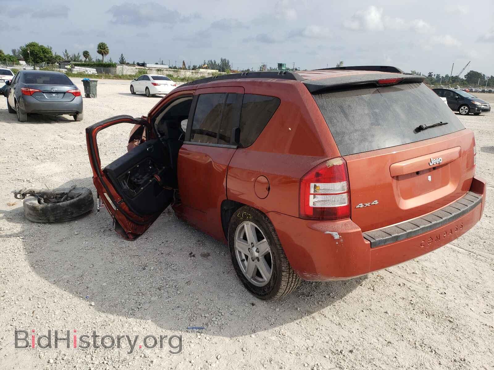 2008 JEEP COMPASS - VIN: 1J8FF47W98D633202 - Фото 3