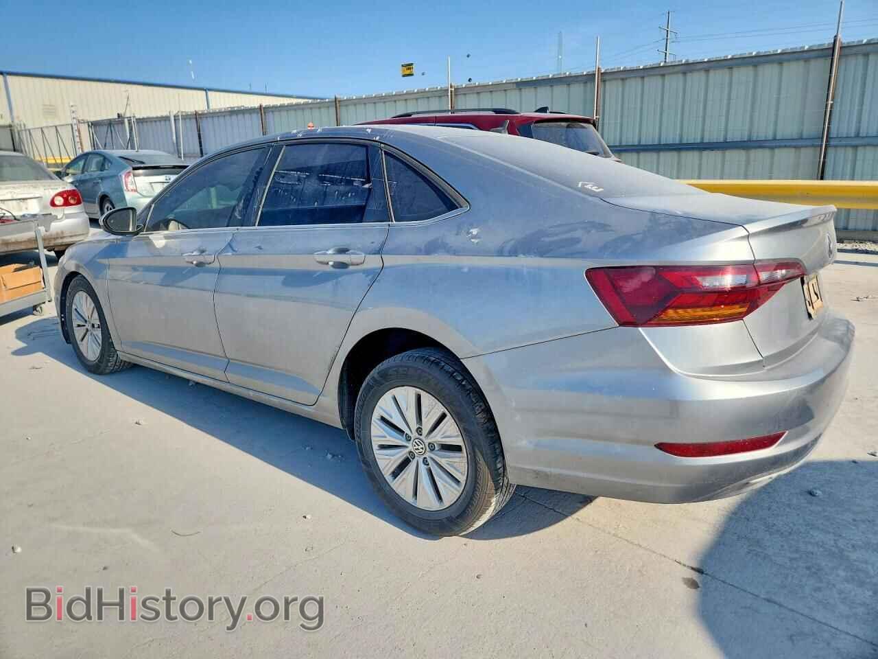 2019 VOLKSWAGEN JETTA - VIN: 3VWCB7BU5KM201521 - Photo 2