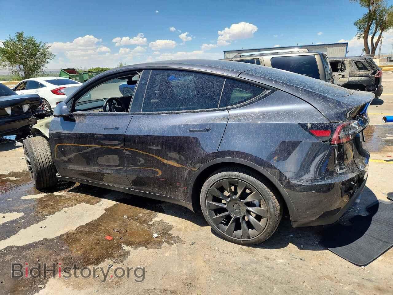 2024 TESLA MODEL Y - VIN: 7SAYGDEE9RF065490 - Photo 2