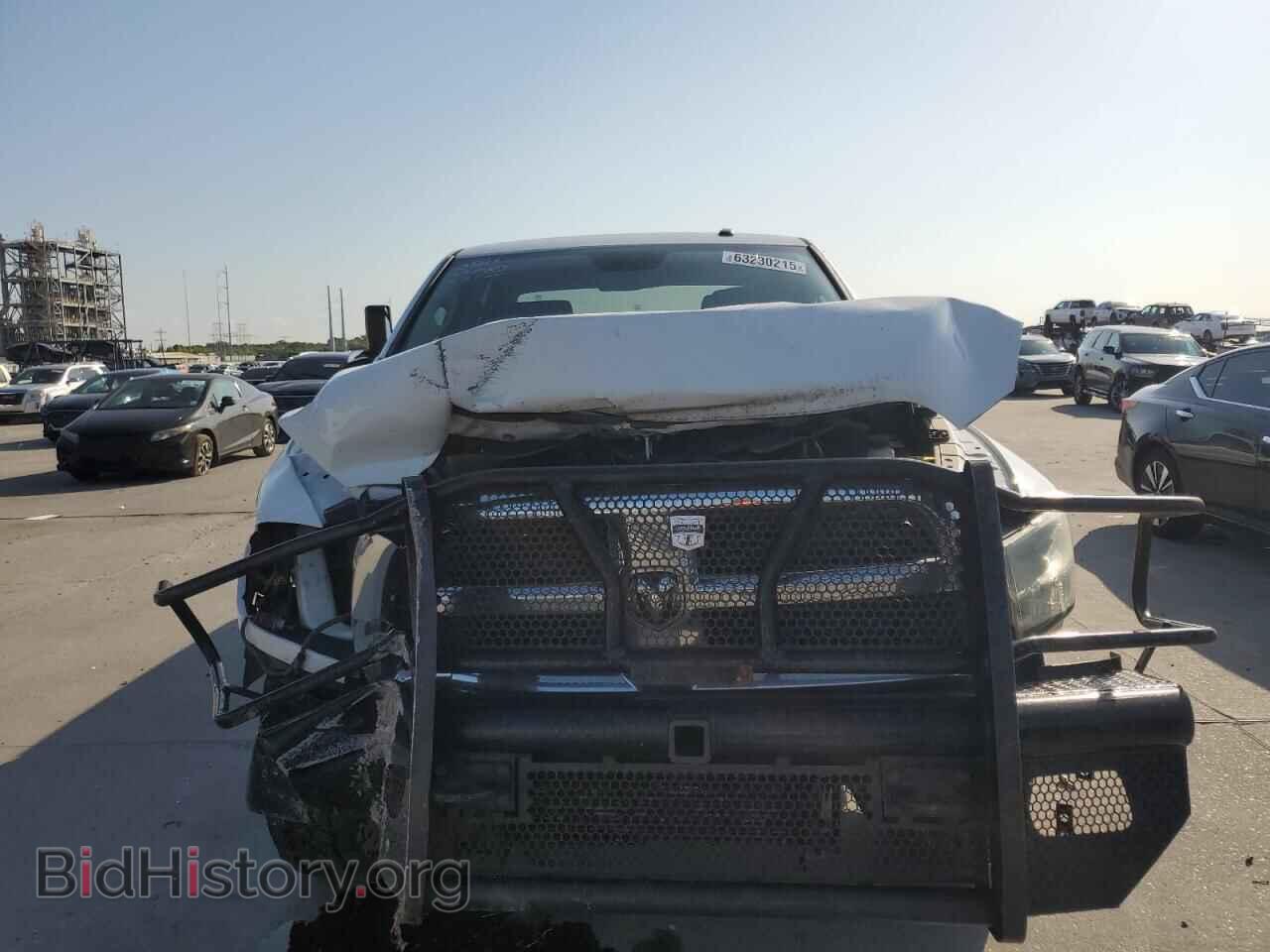 2014 RAM All Models - VIN: 3C6UR4CL9EG265756 - Фото 5