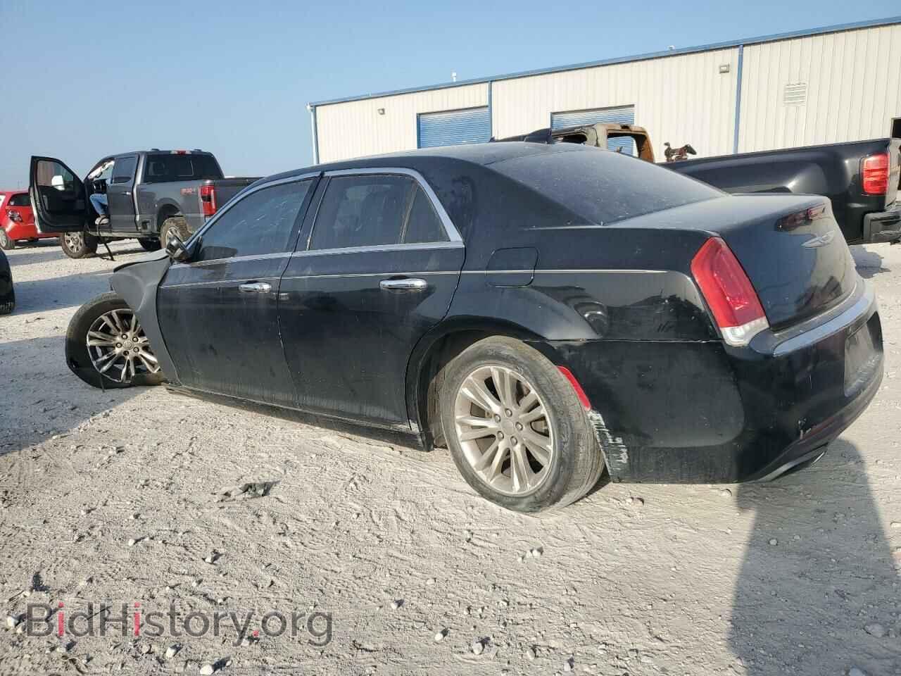 2015 CHRYSLER 300 - VIN: 2C3CCAEG2FH894219 - Фото 2