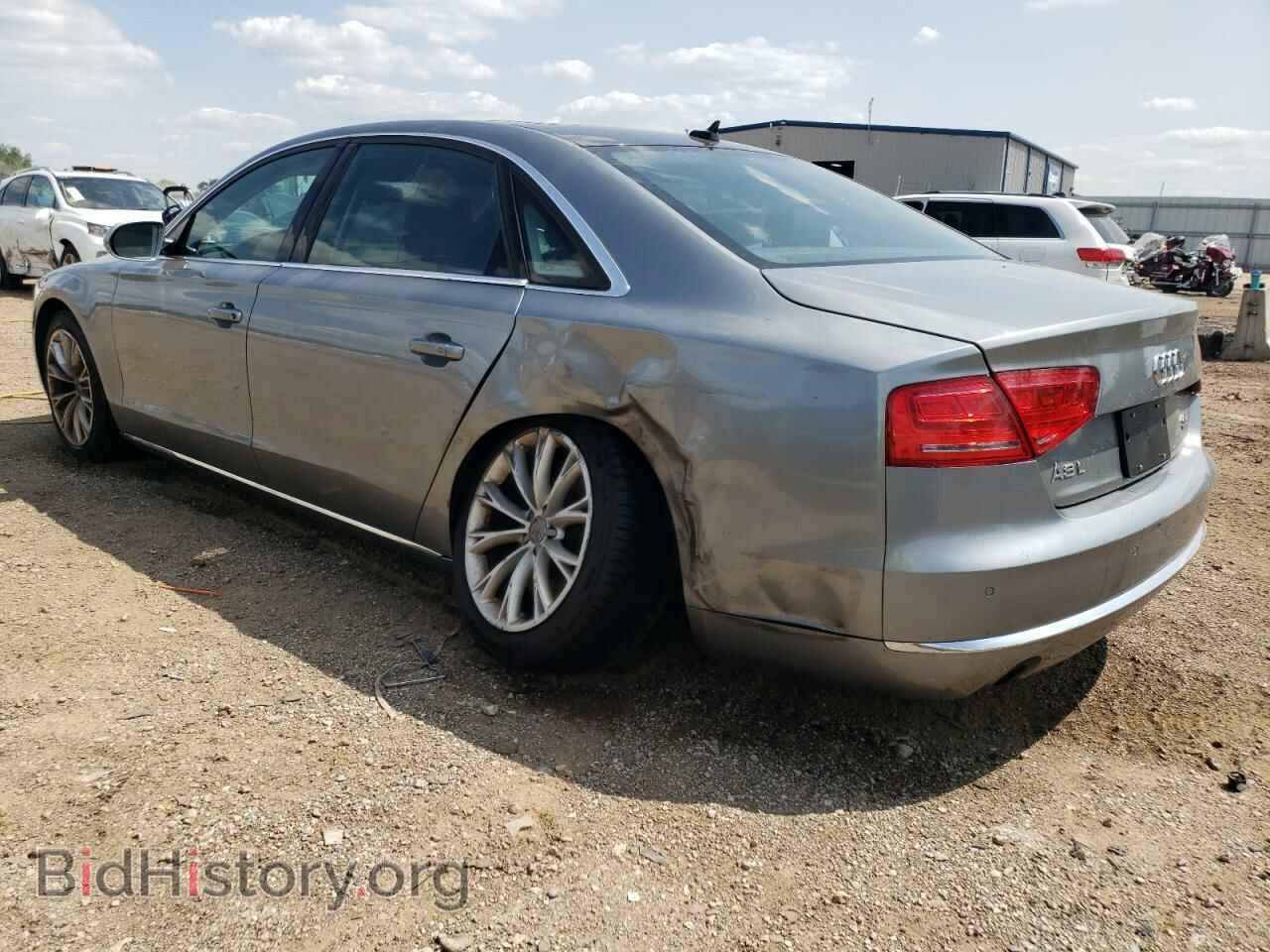 2011 AUDI A8 - VIN: WAURVAFD5BN020515 - Фото 2