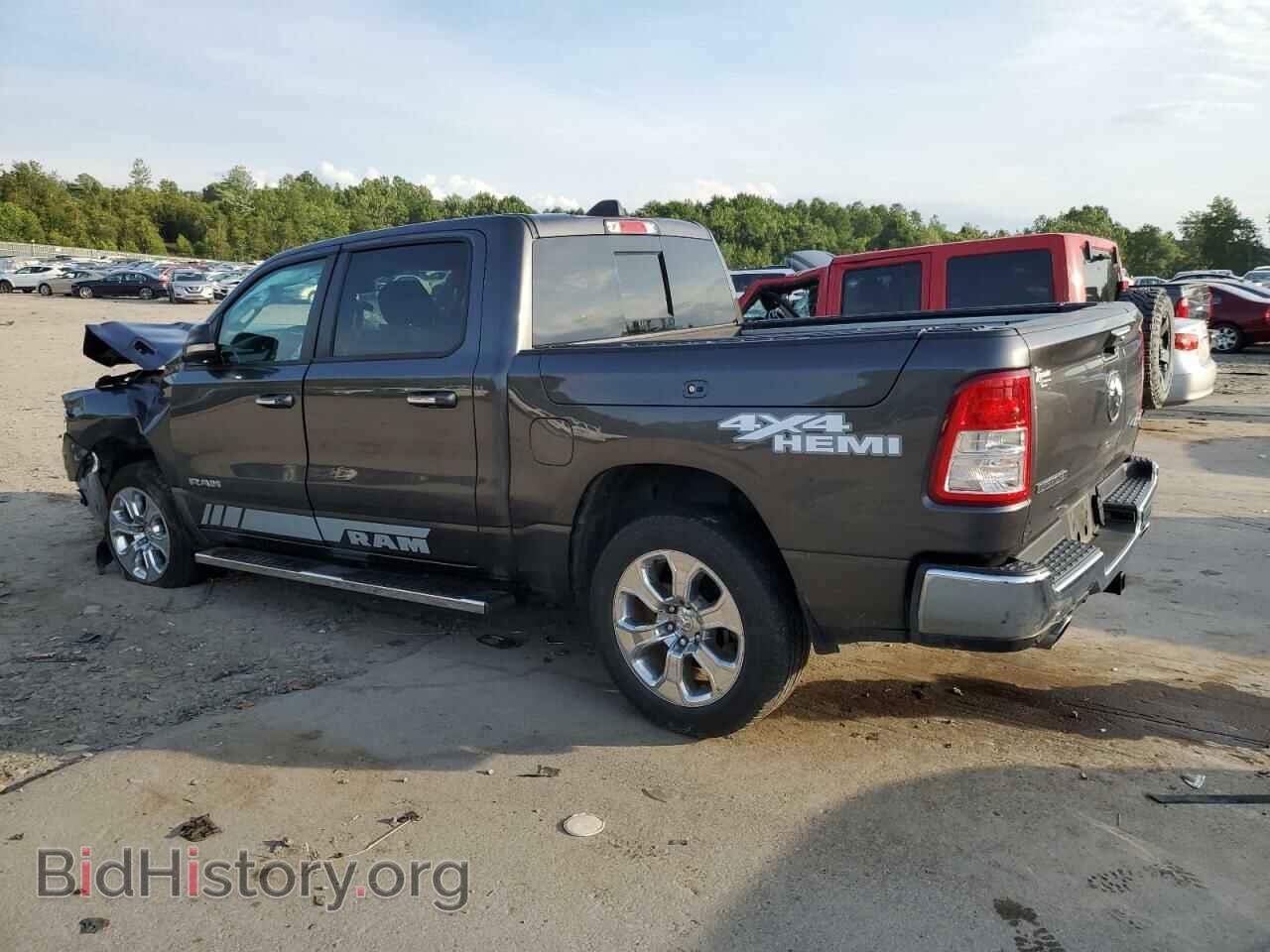 2020 RAM 1500 - VIN: 1C6SRFFT8LN326663 - Фото 2