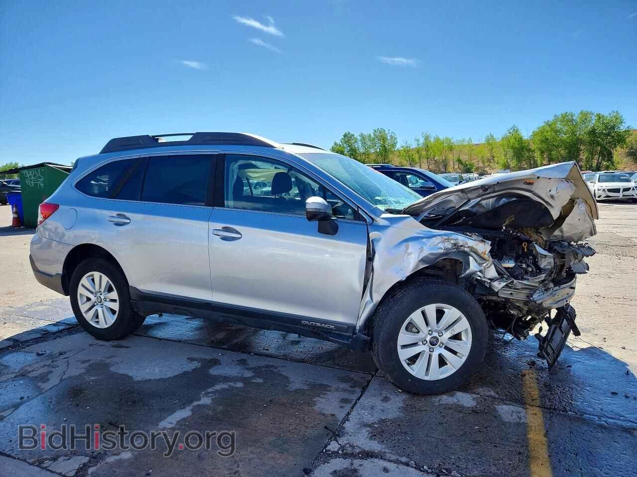 2018 SUBARU OUTBACK - VIN: 4S4BSAFC7J3361926 - Photo 4