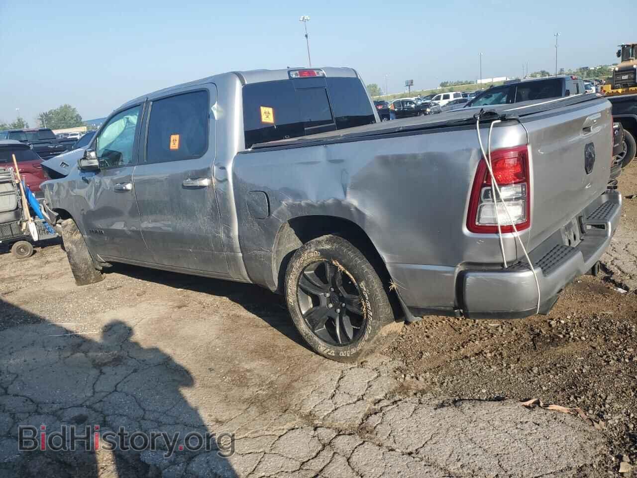 2020 RAM 1500 - VIN: 1C6SRFFT5LN396735 - Фото 2