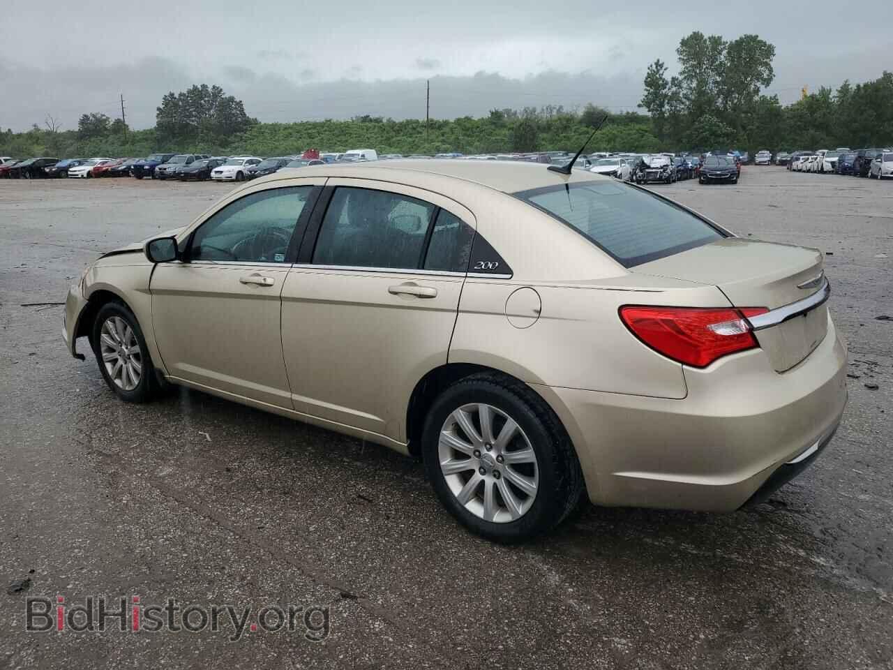 2011 CHRYSLER 200 - VIN: 1C3BC1FBXBN514687 - Фото 2